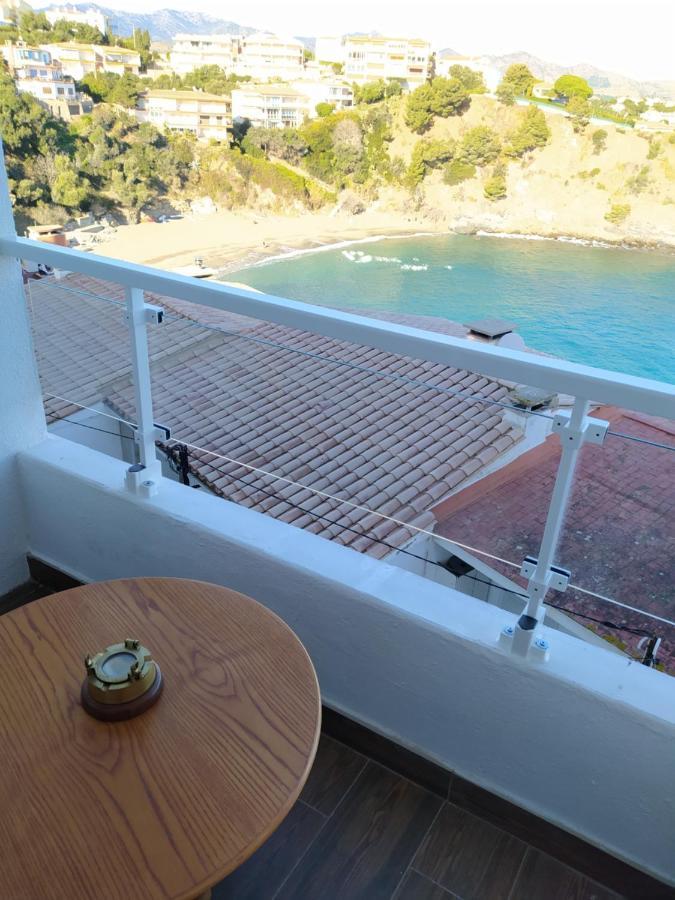 Ca La Nuri Pis 4 Vistas Al Mar Apartment Llanca Bagian luar foto